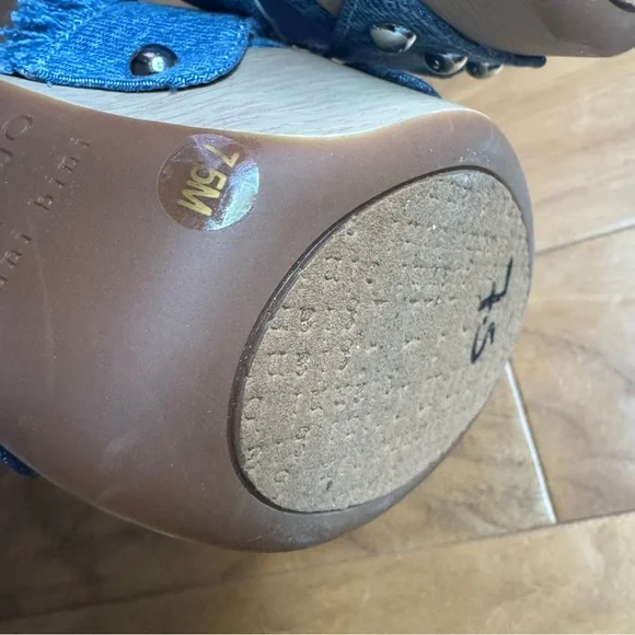 NWT Dannijo X Gianni Bini Daisy Denim Studded Platform Sandals Sz 7,5 - Picture 8 of 10